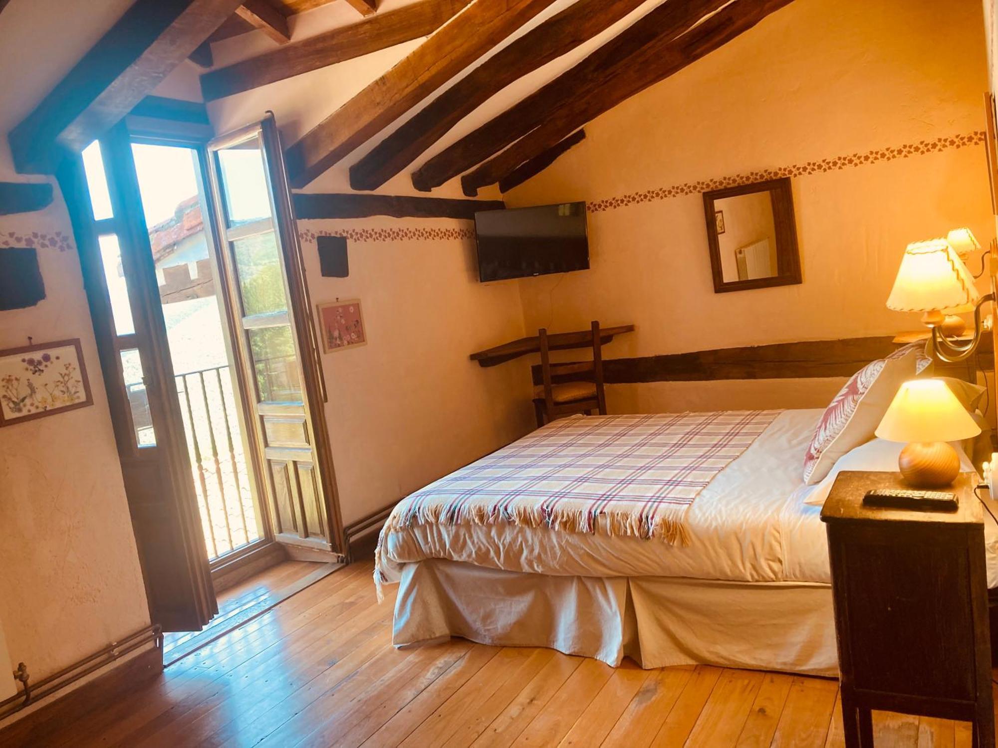 Posada La Trebede Perrozo Exteriér fotografie