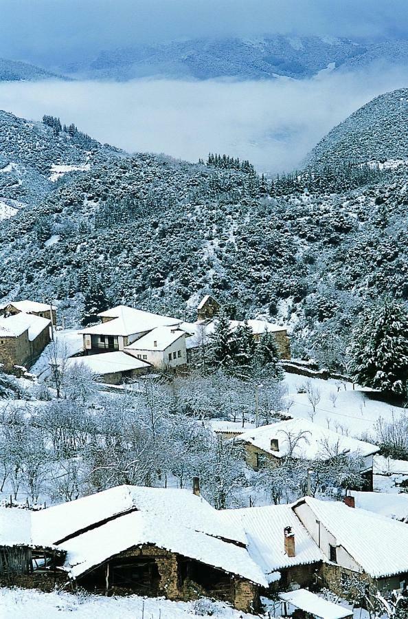 Posada La Trebede Perrozo Exteriér fotografie